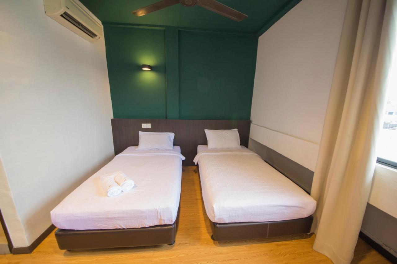 Room V Jalan Jenang By Secoms Бату Пахат Екстериор снимка