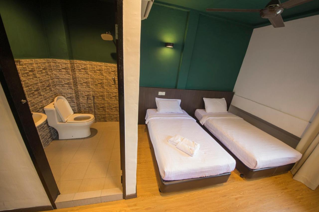 Room V Jalan Jenang By Secoms Бату Пахат Екстериор снимка