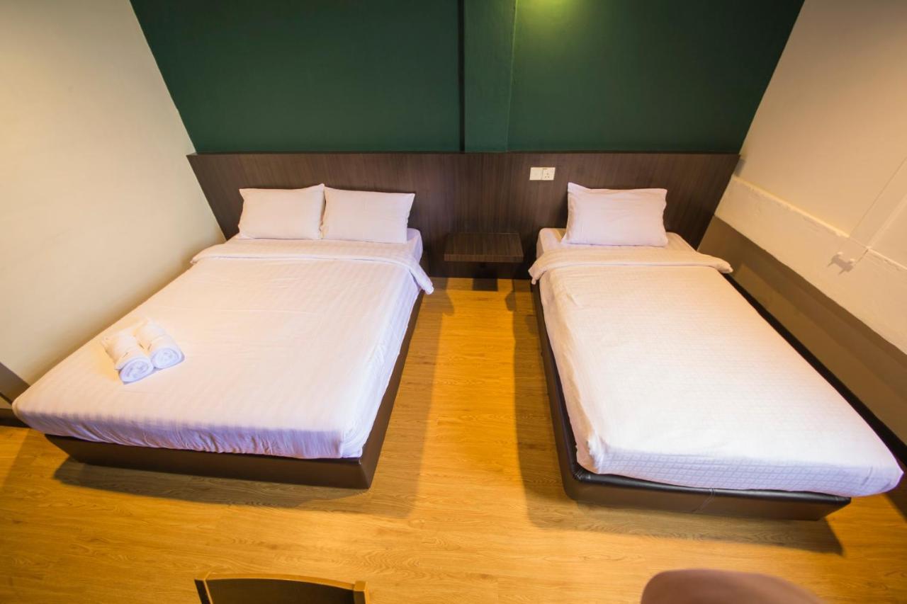 Room V Jalan Jenang By Secoms Бату Пахат Екстериор снимка